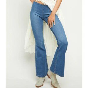 Free People We The Free Penny Pull-On Flare Blue Jeans - Size 25